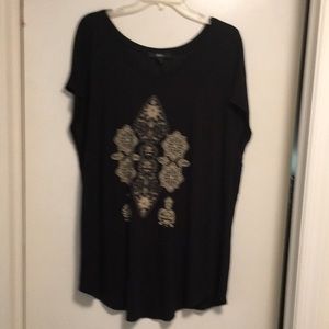 Short Sleeve Graphic Tunic Top